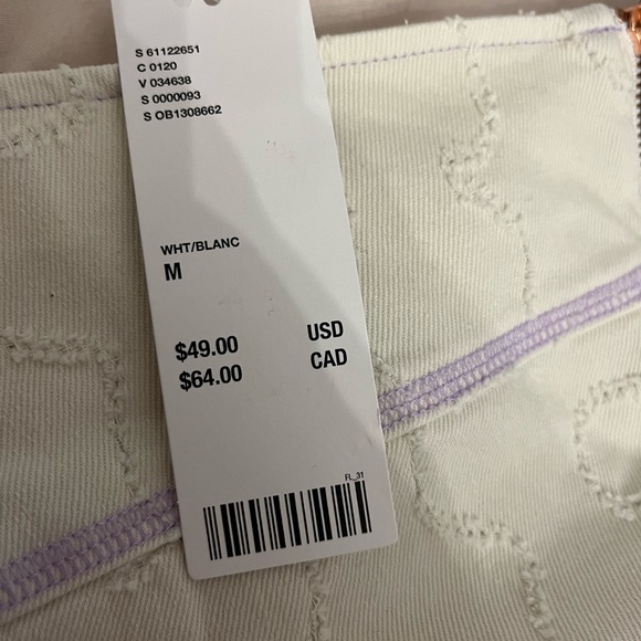 White flower skirt with purple lining - Picture 2 of 3